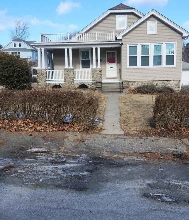 Single-family house For Sale in 80, Chipman Street, Waterbury, Connecticut