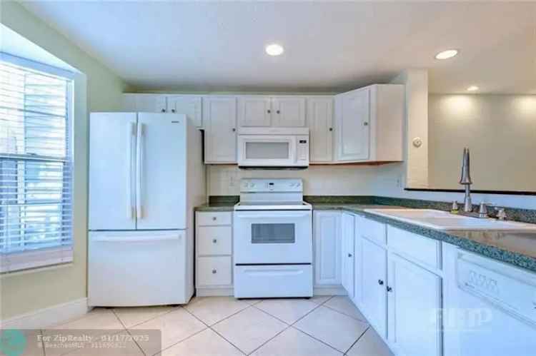 House For Sale in 31, Southwest 3rd Street, Pompano Beach, Florida