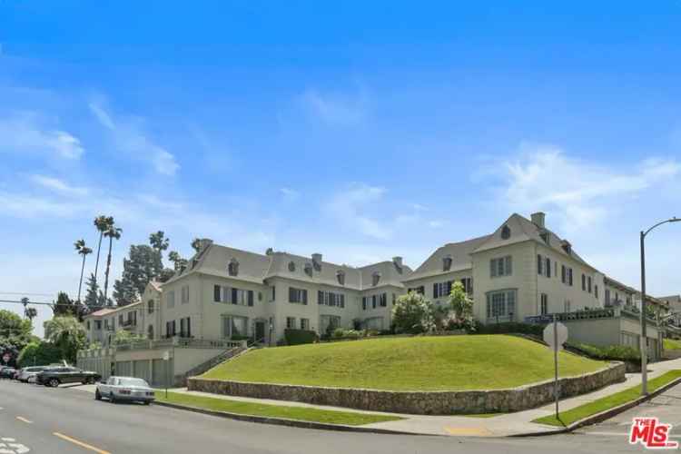 Multi-family house For Sale in Los Angeles, California