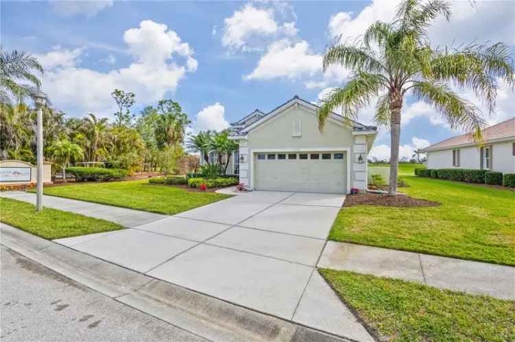 Single-family house For Sale in 5752, Whispering Oaks Drive, North Port, Florida