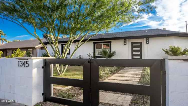 Single-family house For Sale in 1345, West Edgemont Avenue, Phoenix, Arizona