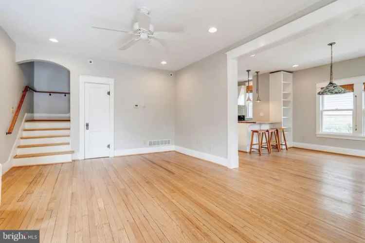 Single-family house For Sale in 1206, Kearny Street Northeast, Washington, District of Columbia