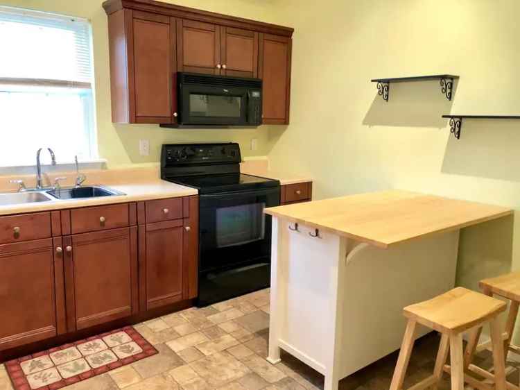 Apartment Unit for Rent in Stone Hill Farms