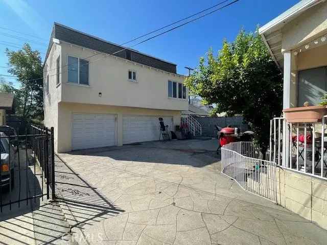 Multi-family house For Sale in 3962, Boyce Avenue, Los Angeles, California