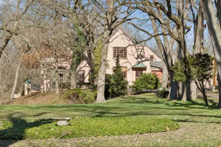 Single-family house For Sale in Flossmoor, Illinois