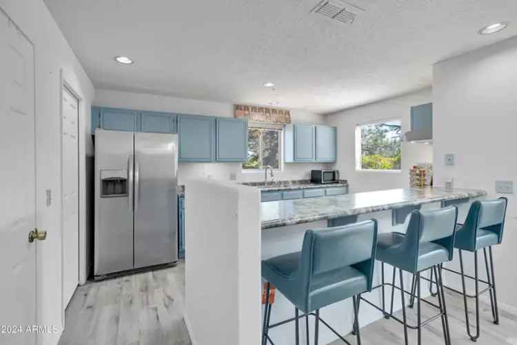 Apartment For Sale in Sedona, Arizona