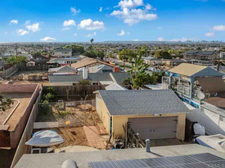 Single-family house For Sale in 2510, Calle Gaviota, San Diego, California