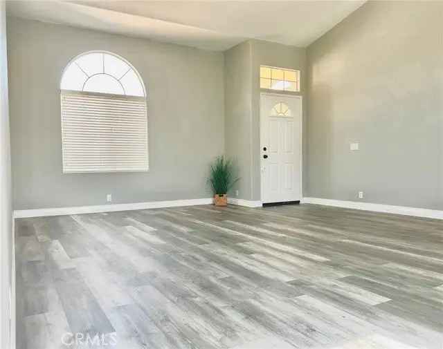 Single-family house For Sale in 68261, Riviera Road, Cathedral City, California