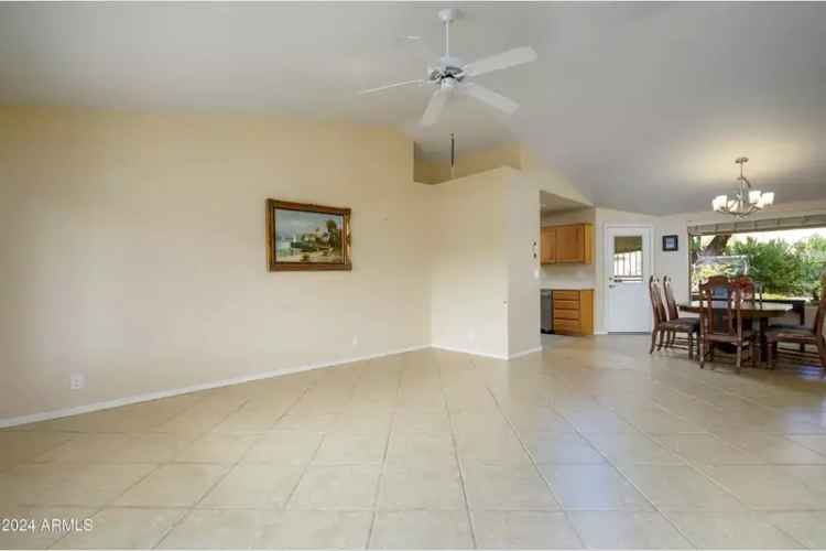 Single-family house For Sale in Mesa, Arizona