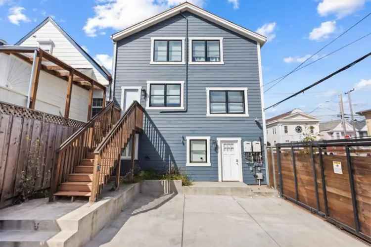 Multi-family house For Sale in 201, Girard Street, San Francisco, California