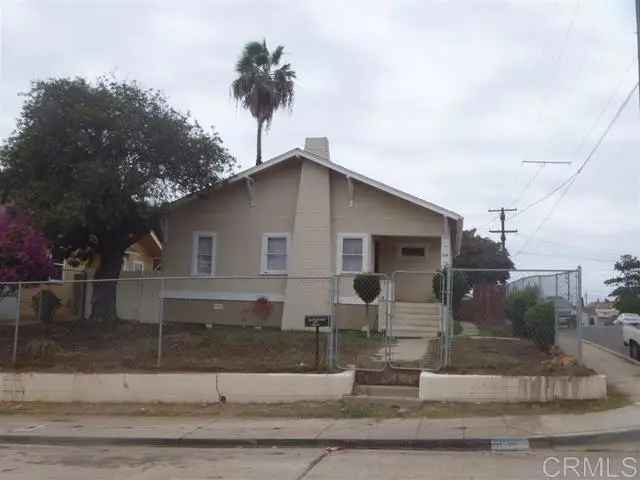 Single-family house For Sale in 304, Milbrae Street, San Diego, California