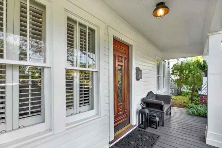 Single-family house For Sale in 2220, 12th Street North, Saint Petersburg, Florida