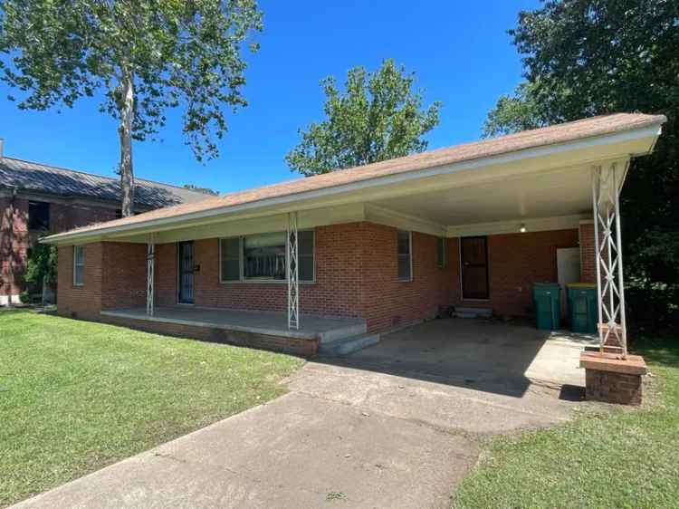 Single-family house For Sale in Russellville, Arkansas