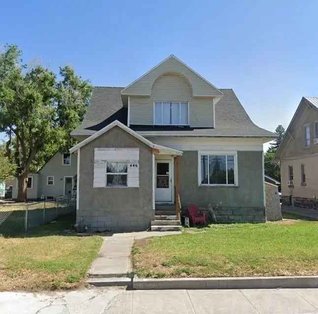 Multi-family house For Sale in 446, G Street, Idaho Falls, Idaho