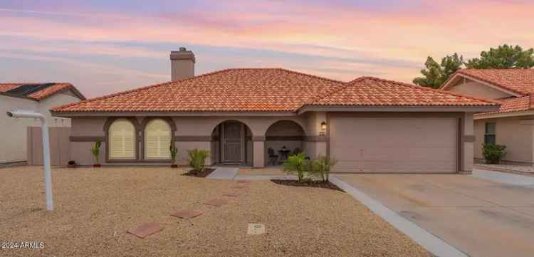 Single-family house For Sale in 5630, West Kesler Street, Chandler, Arizona