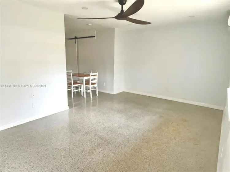 Multi-family house For Sale in Fort Lauderdale, Florida