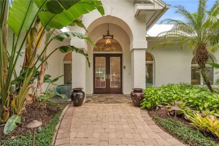 Single-family house For Sale in 441, 2nd Avenue North, Naples, Florida