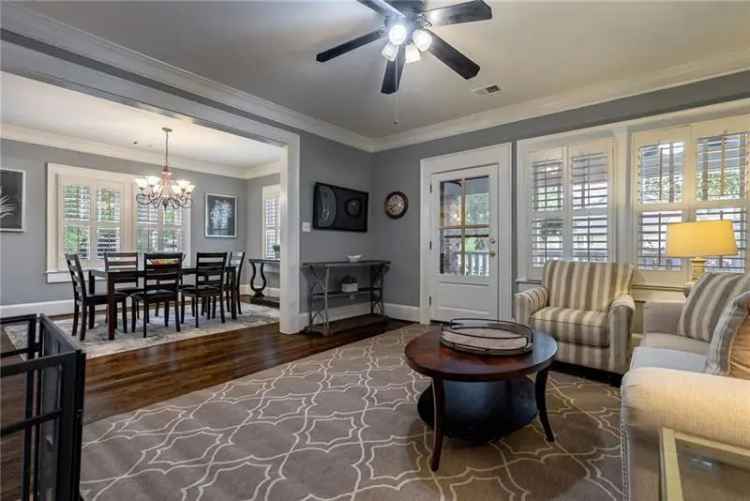 Single-family house For Sale in 105, North 4th Avenue, Decatur, Georgia