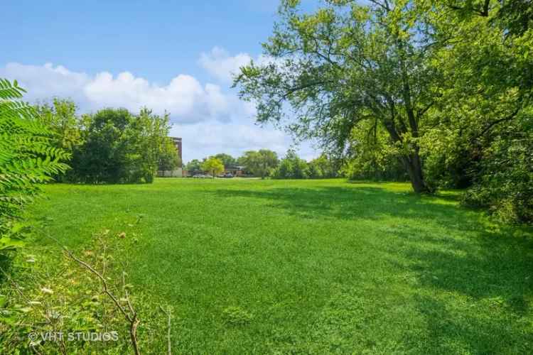 Land For Sale in Palatine, Illinois