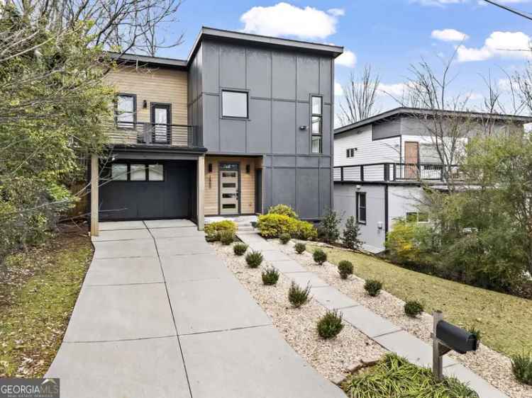 Single-family house For Sale in 1560, New Street Northeast, Atlanta, Georgia