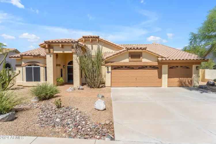 Single-family house For Sale in 17720, West Cactus Flower Drive, Goodyear, Arizona