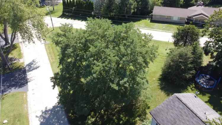 Land For Sale in 148, Center Street, Illinois