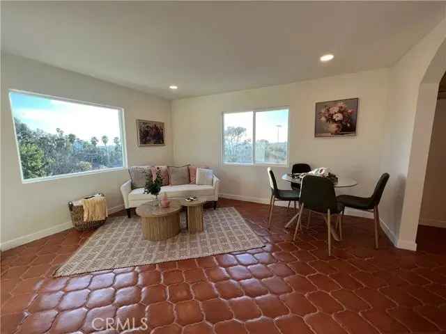 Single-family house For Sale in Los Angeles, California