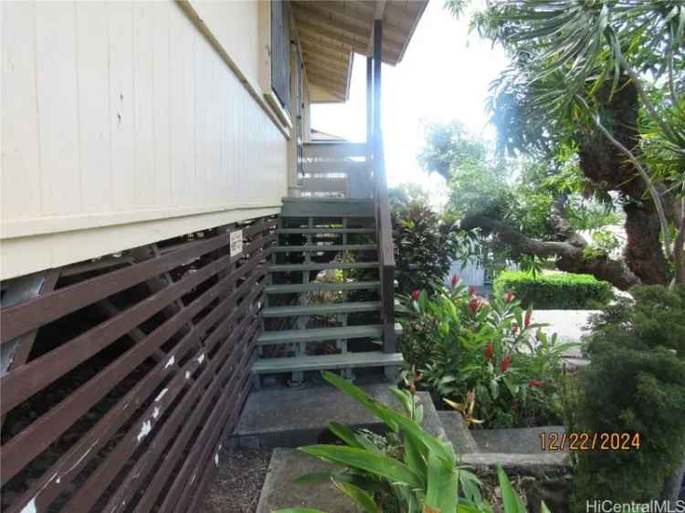 Single-family house For Sale in 1503, Ainakoa Avenue, Honolulu, Hawaii