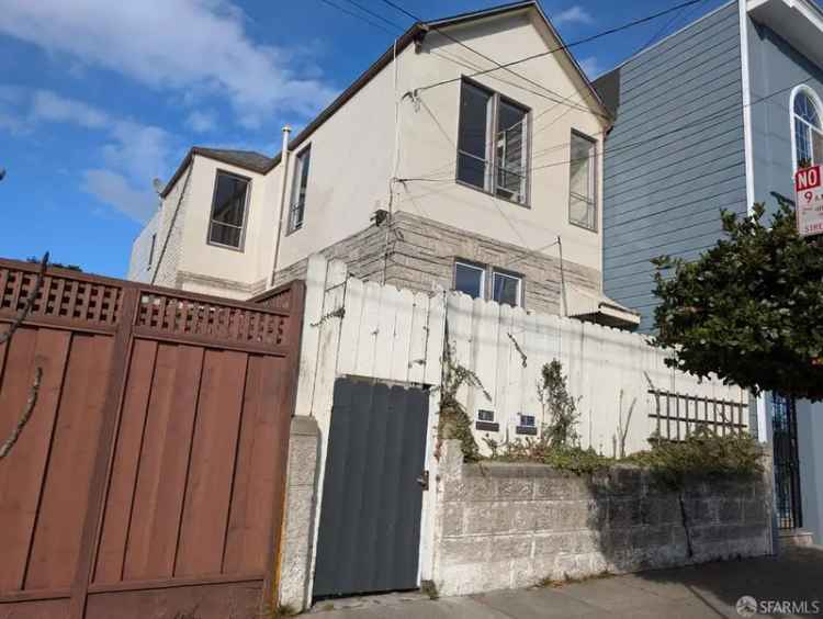 Multi-family house For Sale in 2840, Anza Street, San Francisco, California