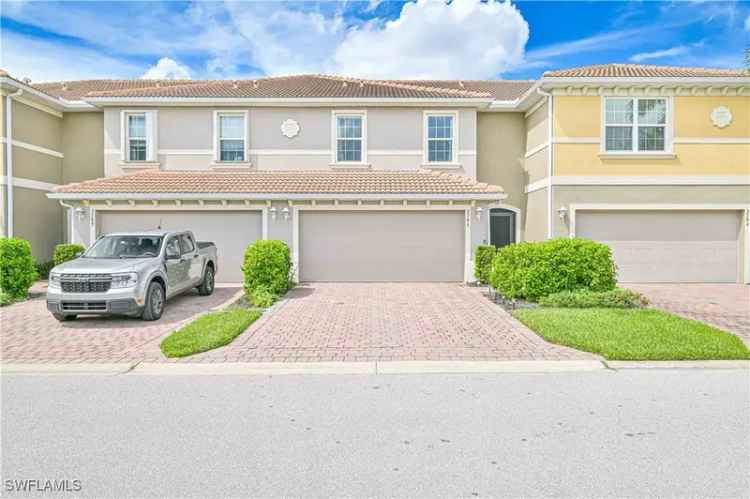 House For Sale in Fort Myers, Florida