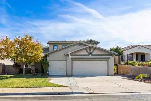 Single-family house For Sale in 31296, Cortez Street, Menifee, California