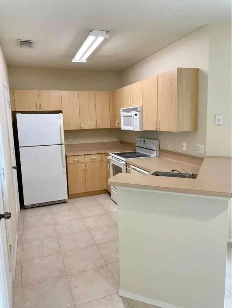 Condo For Sale in Boynton Beach, Florida