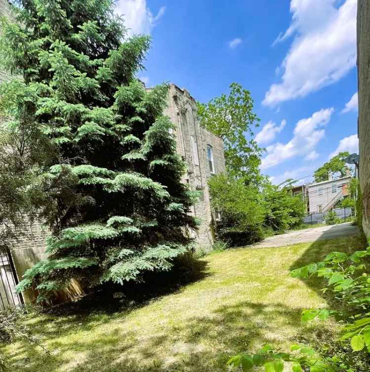 Land For Sale in 4306, West Adams Street, Chicago, Illinois