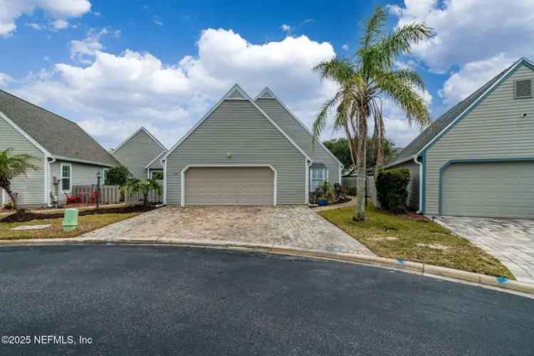 Single-family house For Sale in Saint Augustine Beach, Florida