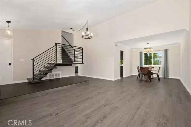 Single-family house For Sale in 9972, Silver Strand Drive, Huntington Beach, California