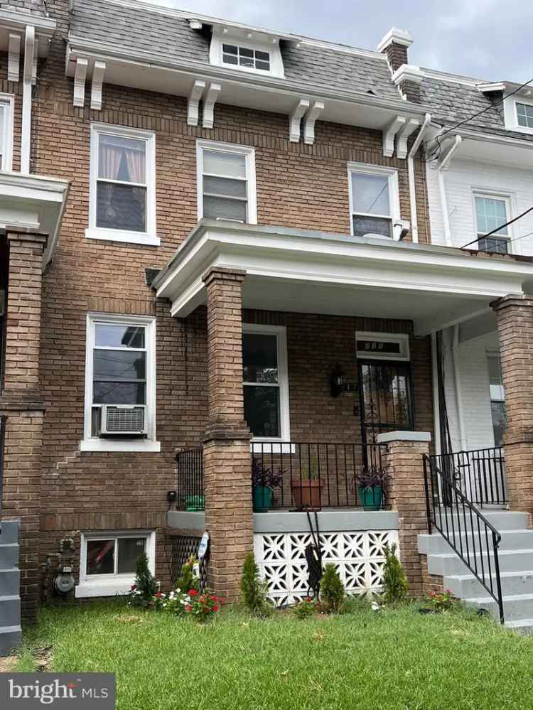 House For Sale in 717, Ingraham Street Northwest, Washington, District of Columbia