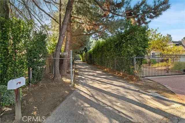 Single-family house For Sale in Los Angeles, California