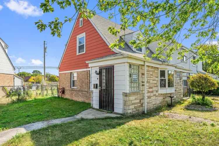 House For Sale in 2214, East 96th Street, Chicago, Illinois