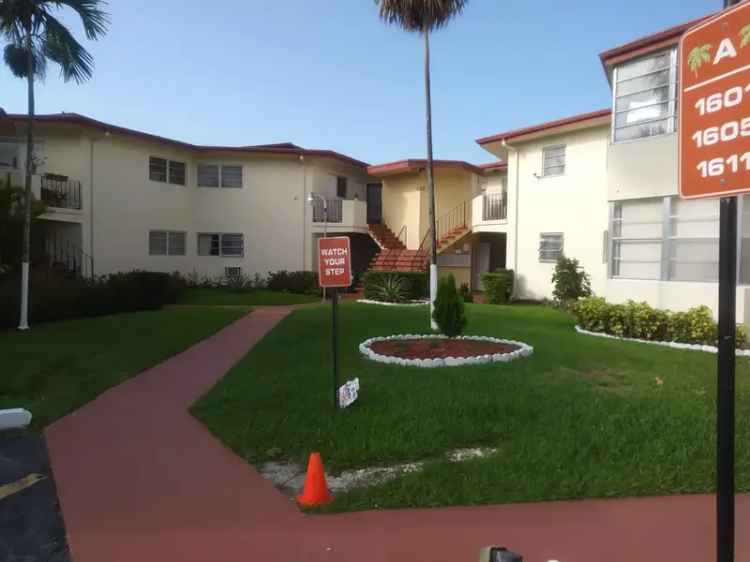 2 2 Condo for Rent in Sky Lakes Florida Terrace New Kitchen AC