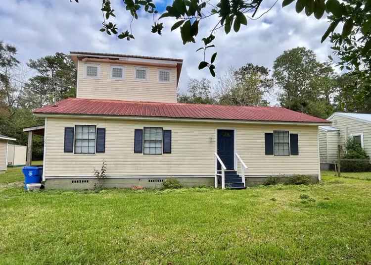 Single-family house For Sale in Dothan, Alabama