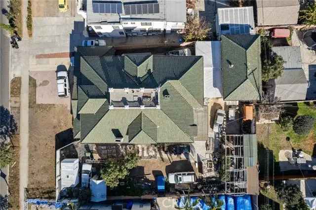 Single-family house For Sale in 1802, Crenshaw Boulevard, Los Angeles, California