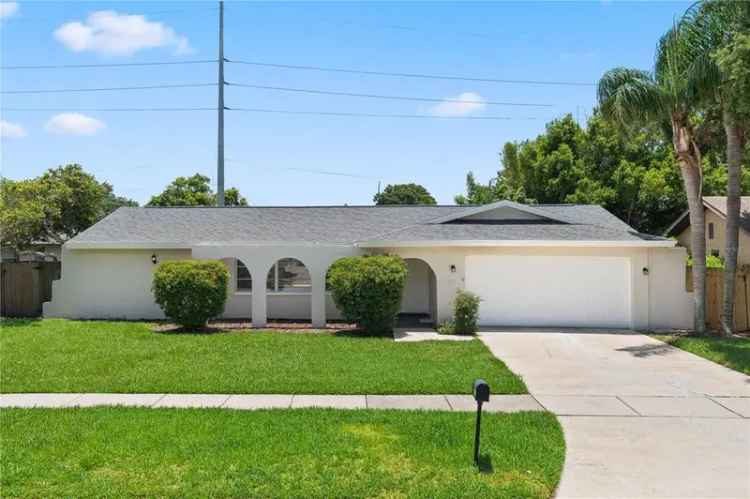 Single-family house For Sale in Clearwater, Florida