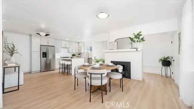 Single-family house For Sale in 4624, South Gramercy Place, Los Angeles, California