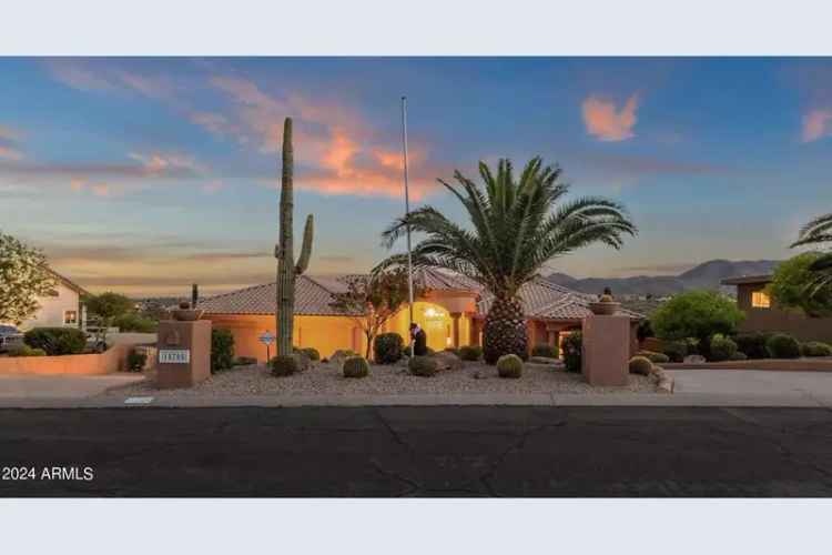 Single-family house For Sale in Fountain Hills, Arizona