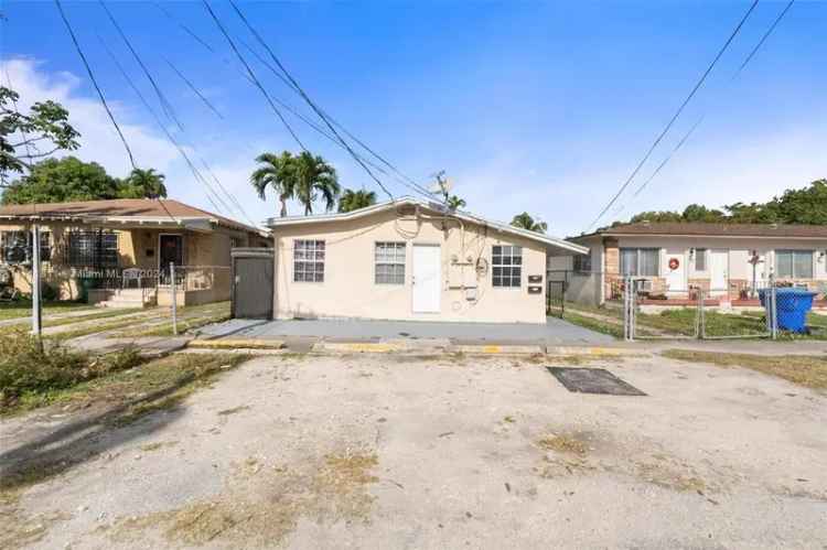 Multi-family house For Sale in 3071, Southwest 2nd Street, Miami, Florida