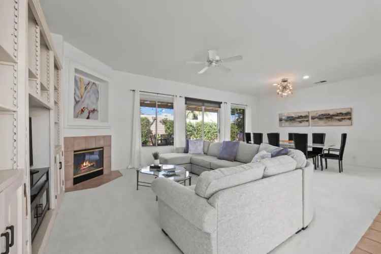 Single-family house For Sale in Indian Wells, California