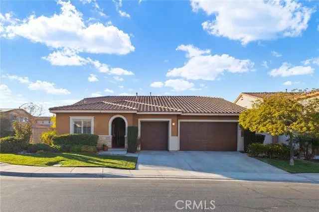 Single-family house For Sale in 36237, Palmeri Way, Lake Elsinore, California