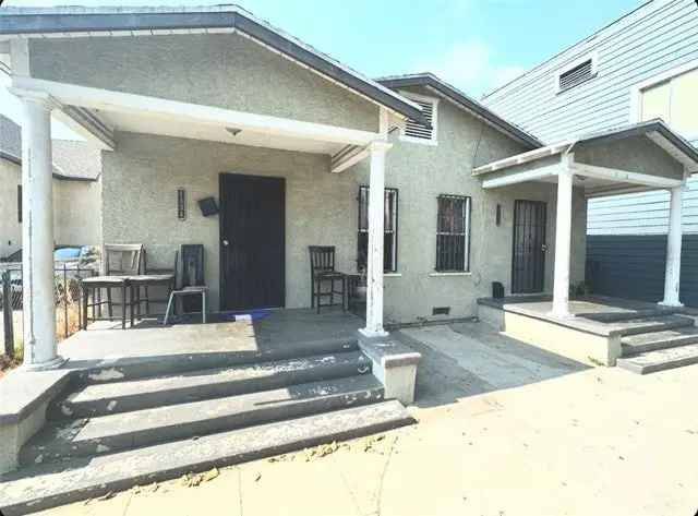 Multi-family house For Sale in Manhattan Beach, California