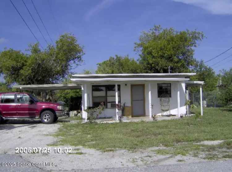 Single-family house For Sale in 1850, Keewin Avenue, Palm Bay, Florida