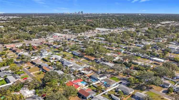 Single-family house For Sale in Saint Petersburg, Florida